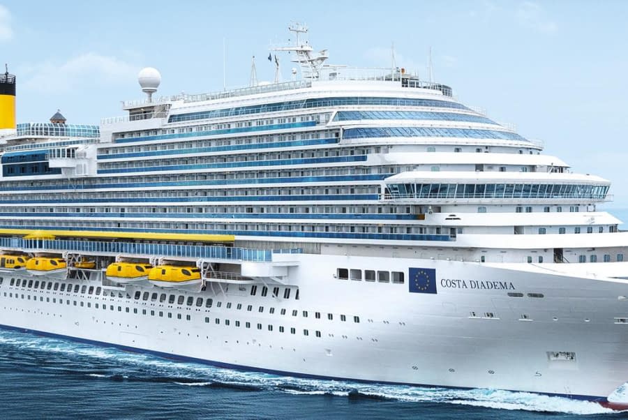 mighty cruise ships costa diadema