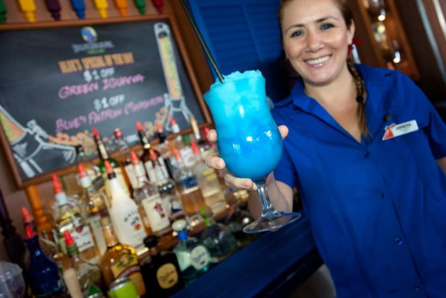 Bar-BlueIguana