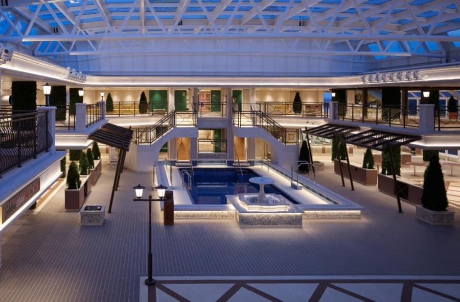 Piscina cubierta Versilia