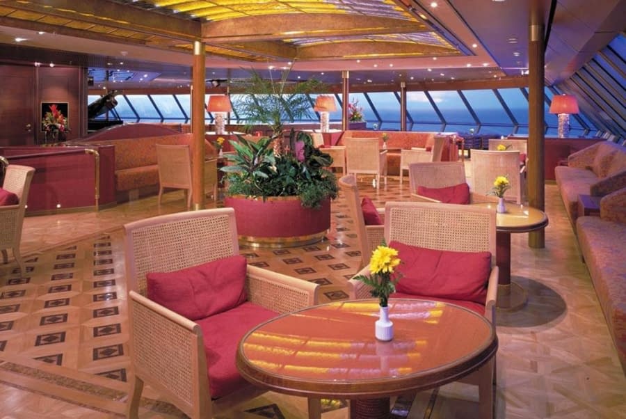 Crown Nest Lounge