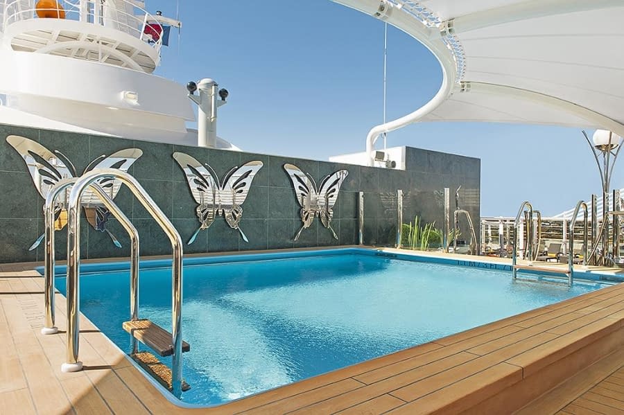 Yacht Club Piscina The One Pool