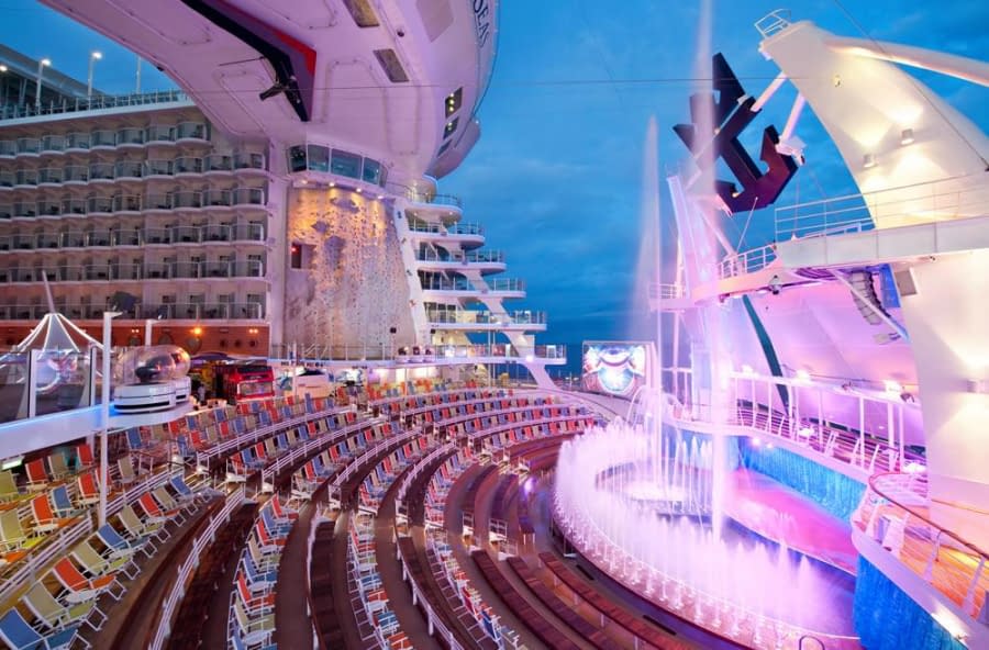 Oasis of the seas 2020 2021 Royal Caribbean. Fotos, actividades y