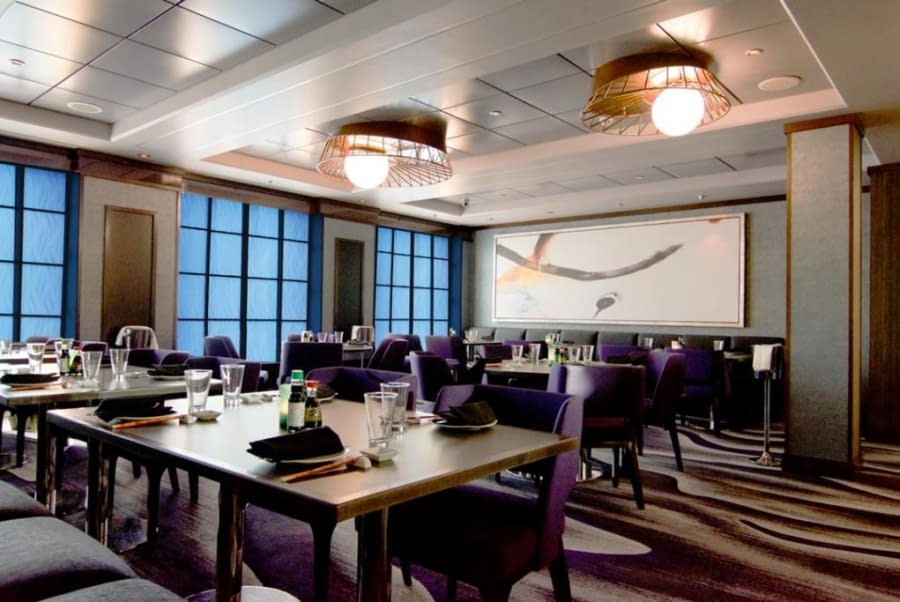 Restaurante East meets West